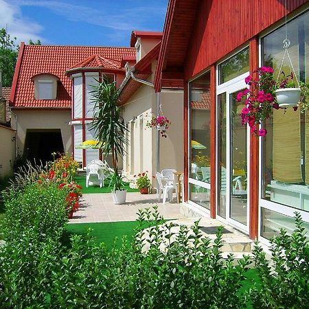 Agria Wellness Guesthouse Eger Exterior foto
