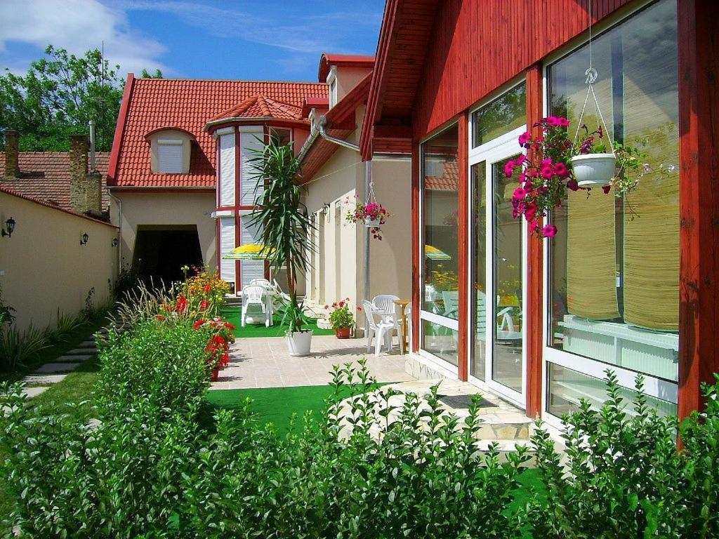 Agria Wellness Guesthouse Eger Exterior foto